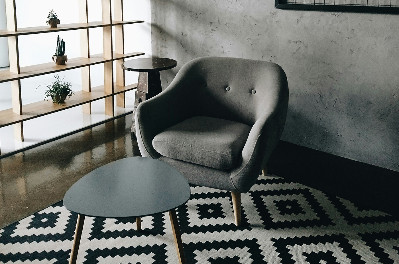 What Are The Advantages and Disadvantages of Wooden Furniture What Are The Advantages and Disadvantages of Wooden Furniture